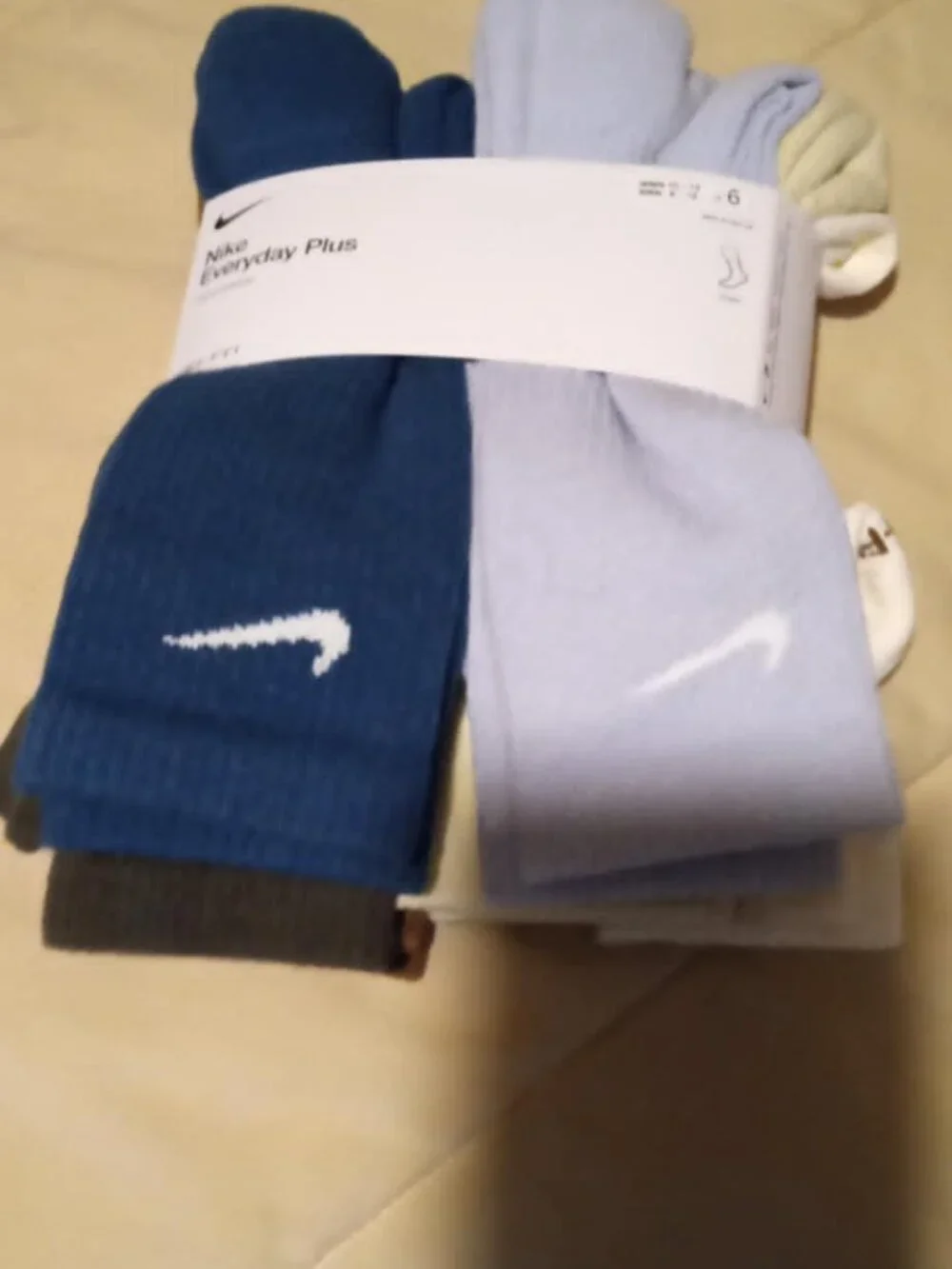 discontinued RARE!!! NIke dri -fit 6 pr pkg men 8-12 women 10-13 NEW